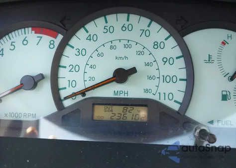 2004 Toyota Corolla Ce/Le/S из США, поврежденный, VIN 2T1BR38E84C302258